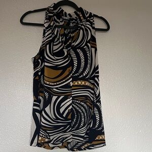 Manuhealii Black and Gold Swirl Blouse